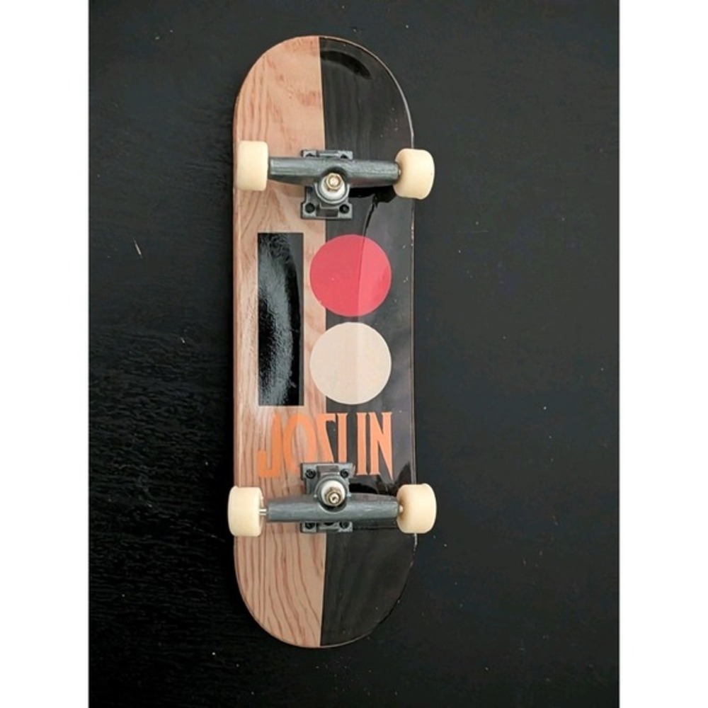 Tech Deck Fingerboard Skateboard Chris Joslin Plan‎ B Plan Skateboard Toy Figure